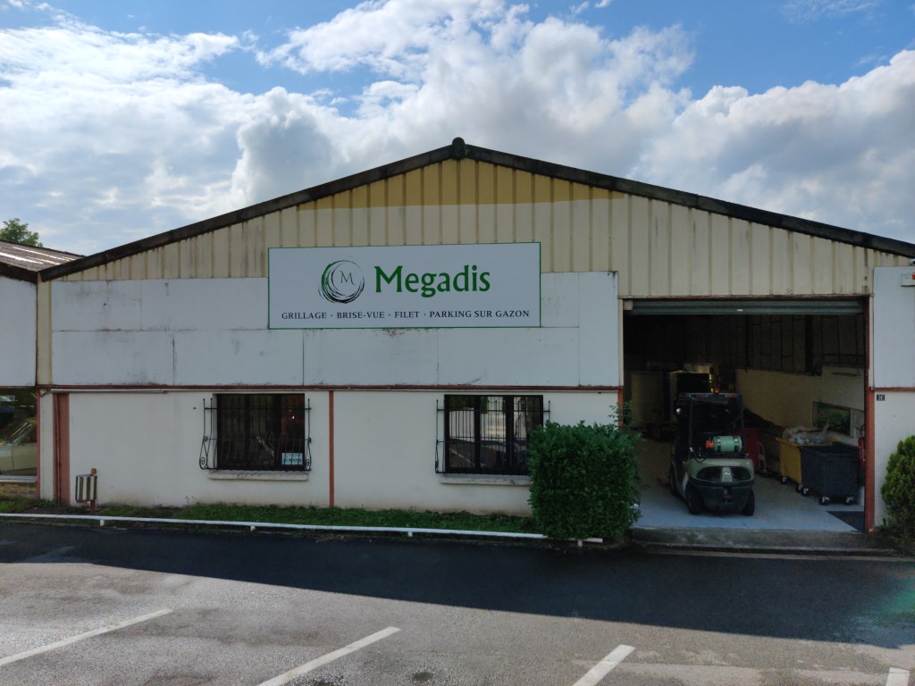 MEGADIS s’installe en location dans un secteur convoité !